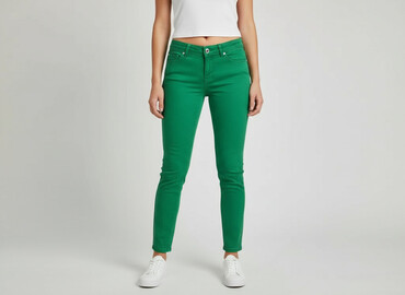 spodnie damskie jeansy zielone: Bpc bonprix collection, Jeansy damskie, rozmiar XS