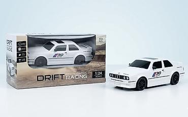 дриф машинки: Радиоуправляемая дрифт-машина 1:24 - Масштаб: 1:24 - Серия: Drift — 1