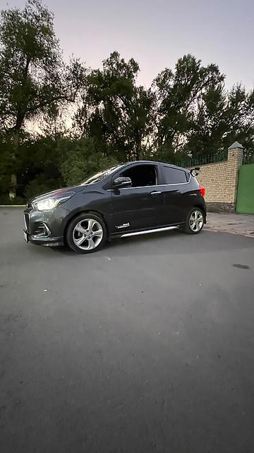 malibu 2 turbo: Chevrolet Spark: 2017 г., 1 л, Вариатор, Бензин, Хэтчбэк — 1