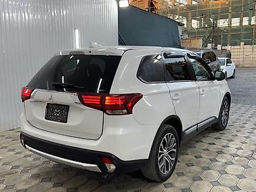 Mitsubishi: Mitsubishi Outlander: 2017 г., 2.4 л, Автомат, Бензин, Кроссовер — 6