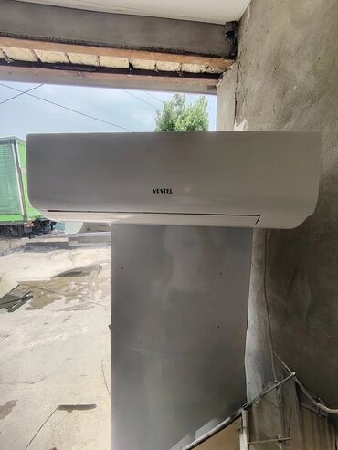 экран на кондиционер: Kondisioner İşlənmiş, 30-35 kv. m, Split sistem, Kredit yoxdur
