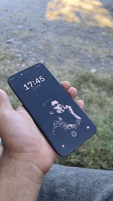 Digər mobil telefonlar: Satılır: Android smartfon Xüsusiyyətlər: - 50 MP əsas kamera (kamera — 7