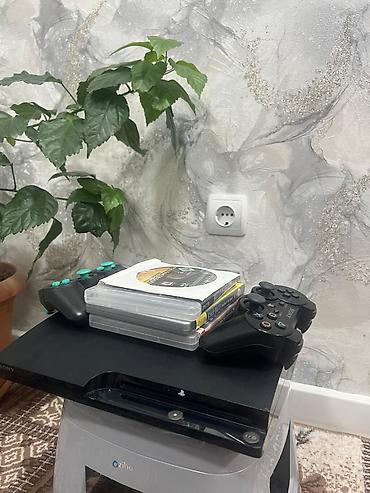 Sony PlayStation oyun dəsti - Model: PlayStation 3 (slim korpus) -