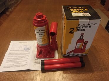 Alati za automobile: Nova, nikad upotrebljena hidraulična dizalica od 2t. (Kupljena za na lalafo.rs — 1 Alati za automobile: Nova, nikad upotrebljena hidraulična dizalica od 2t. (Kupljena za — 1
