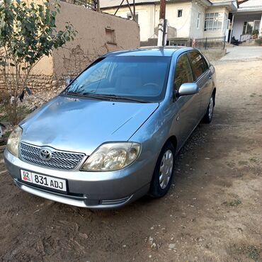 Toyota: Toyota Corolla: 2003 г., 1.6 л, Механика, Бензин, Седан