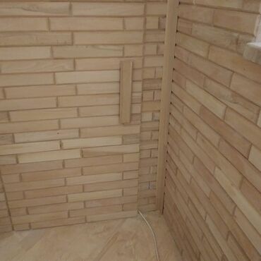 Qapıların təmiri: Qurudulmush taxtadan qapi ve pillekenleri yiqib ve yerinde — 5