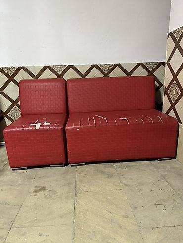 Qırmızı rəngli 2 hissəli divan/oturacaq dəsti - Tip: Modul tipli