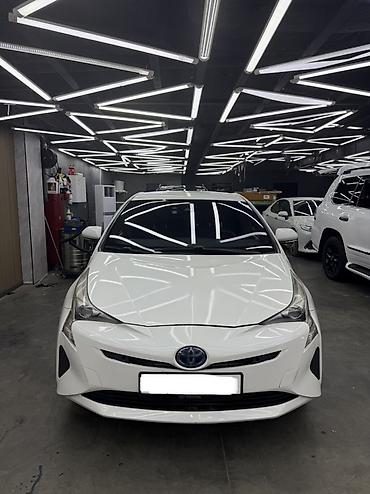 Toyota: Toyota Prius: 2017 г., 1.8 л, Гибрид, Лифтбек — 2