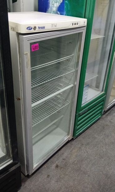 tort soyuducusu: Soyuducu super işləyir2ay zemanetle satilir çeşid çoxdur gelib baxa