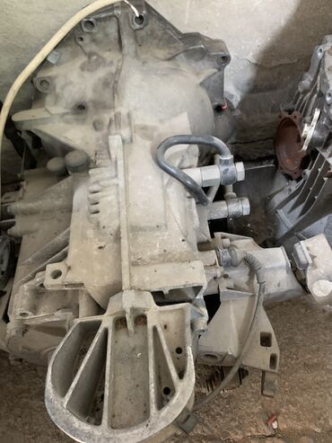 Другие автозапчасти: Ауди запчасть — 13