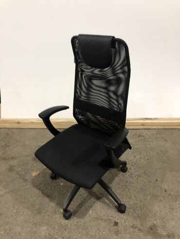 кресла офисная: Классикалык кресло, Офистик, Колдонулган