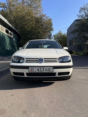 авто симуляторы: Volkswagen Golf: 2002 г., 2 л, Автомат, Бензин, Хэтчбэк