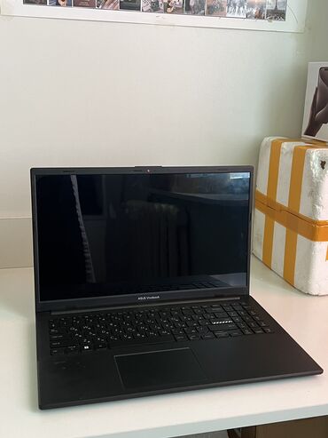 ноутбук с сенсорным экраном: Ноутбук, Asus, 8 ГБ ОЗУ, Б/у, Для несложных задач