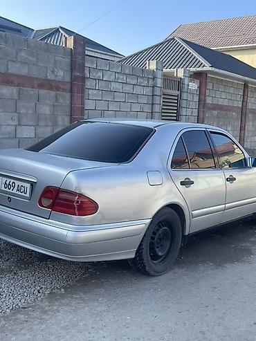 Другие автомобили: Продается Мерседес Лупарик чистый Старый завоз не путайт Год 1995 — 1