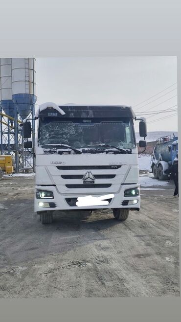 стационарный бетононасос: Бетономешалка, 2018 г.