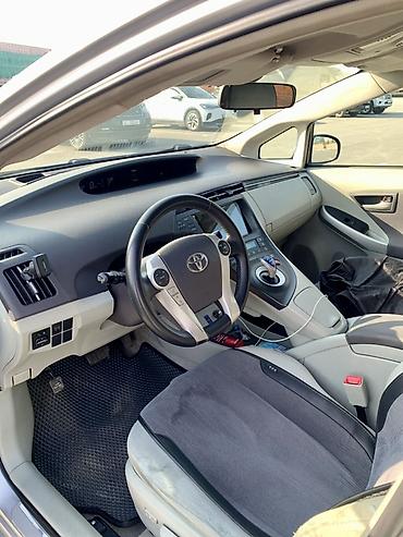 100: Toyota Prius: 2010 г., 1.8 л, Автомат, Гибрид, Хэтчбэк — 10