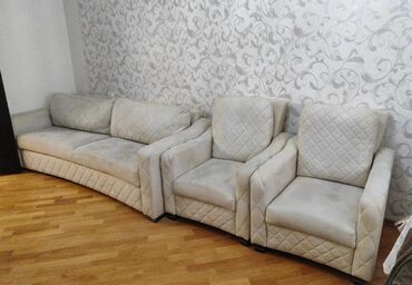 Qonaq otağı dəstləri: İşlənmiş, Divan, Türkiyə