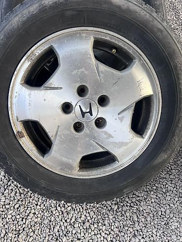 195 70 с: Колеса в сборе 215 / 60 / R 16, Зима, Б/у, Комплект, Легковые, Литые, отверстий - 5 — 1