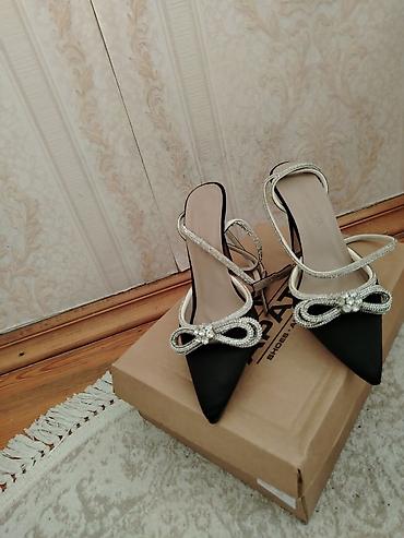nabuk parca: Qadın yüksək dabanlı ayaqqabı - Model: nazik dabanlı slingback - — 2