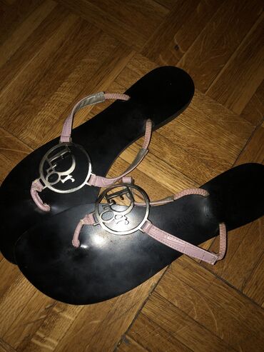 crni kardigan: Sandals, Dior, 39