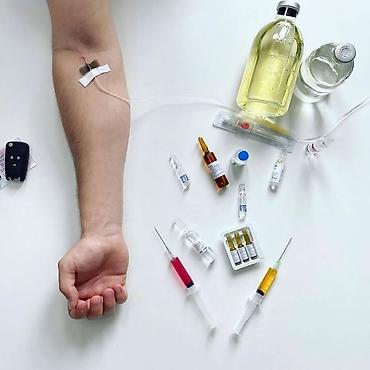 врач нарколог: Услуга: постановка инъекций и капельниц - Виды процедур: внутривенные — 3