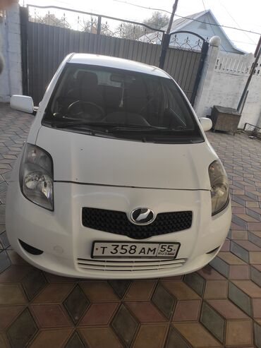 тайота авнсис: Toyota Vitz: 2006 г., 0.1 л, Автомат, Бензин, Хэтчбэк