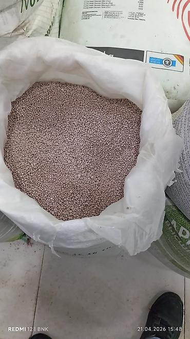 peyin qurdu: Granul şəklində mineral gübrə Məhsul təsviri: - Ağ polipropilen — 1