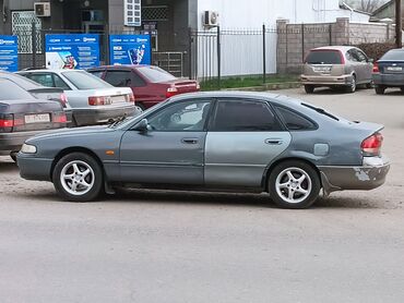 технолог кондитер: Mazda 626: 1994 г., 2 л, Механика, Бензин, Хэтчбэк