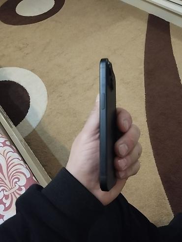 Apple iPhone: IPhone 15, 128 GB, Qara, Face ID — 3