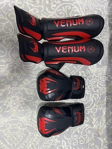 idman alətləri və qurğuları: Venum elcek ve footdur foot L razmerdir Elcek 12razmerdir cemi 5-6ay — 1
