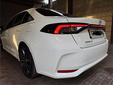 b y d: Toyota Corolla: 2026 г., 1.8 л, Вариатор, Гибрид, Седан — 5