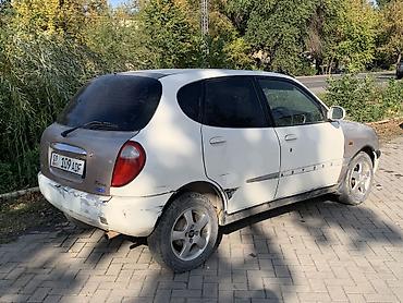 Продажа авто: Toyota Duet: 2000 г., 1 л, Автомат, Бензин, Хэтчбэк — 4