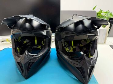 elektrik moto: Salam yeni teze 2 eded DOT debilqe Satılır ölçü XL ve L dir rengi