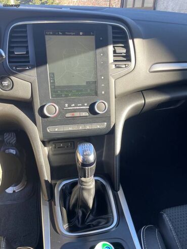 Renault: Renault Megane: 1.6 l. | 2017 έ. Πολυμορφικό — 3