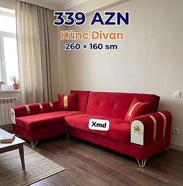 divan mini: Künc divan – 260 × 160 sm - Parlaq qırmızı rəngdə, zolaqlı dekor — 1