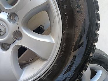 112: Зимние шины Bridgestone Blizzak DM-V1 на литых дисках Toyota - Размер — 5