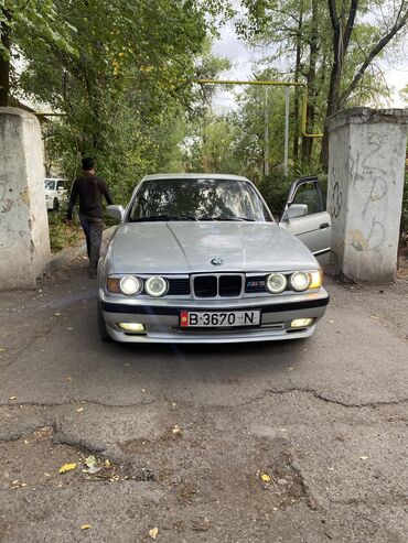 кунг на авто: BMW 5 series: 1991 г., 2 л, Механика, Бензин, Седан