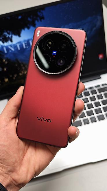 iqoo 11: Vivo X200 Ultra, Б/у, 512 ГБ, цвет - Красный, 2 SIM — 2
