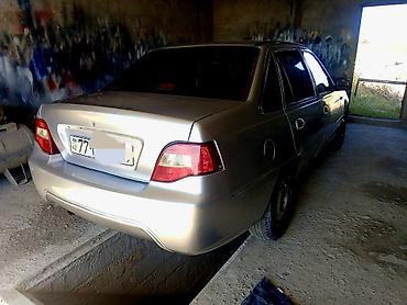 Daewoo: Daewoo Nexia: 1.5 l | 2010 il Sedan — 3