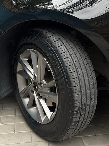 kaiyi e5: Kia K5: 2019 г., Газ, Седан — 8