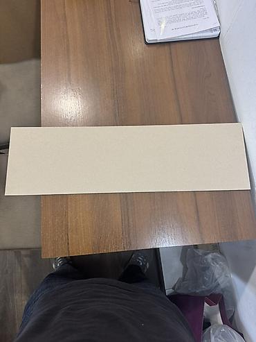 taxta bocka satilir: Karton qalınlığı 1.8mm uzunluğu 70 cm eni 20cm Çox sayda mövcuddur — 2