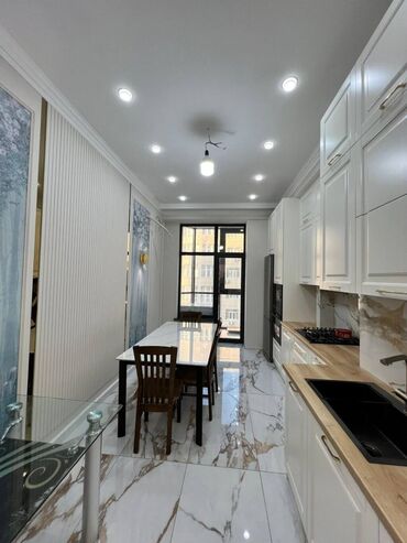продам 3 х ком кв в мкр: 3 комнаты, 120 м², Элитка, 7 этаж, Евроремонт