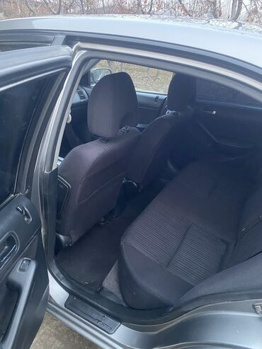 Honda: Honda Civic: 2003 г., 1.6 л, Автомат, Бензин, Седан — 7