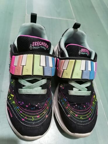Kids' Footwear: Skechers, Sneakers, Size: 35, color - Black