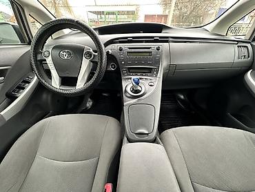 Toyota: Toyota Prius: 2011 г., 1.8 л, Автомат, Гибрид, Хэтчбэк — 5