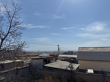 Продажа коттеджей и домов: 4 комнаты, 120 м², 12 соток, Бишкек, Собственник — 18
