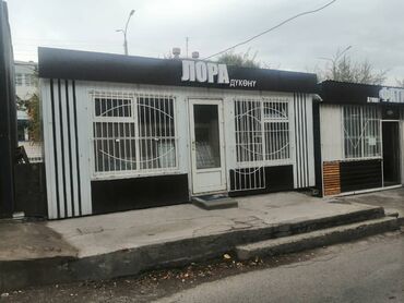 Павильоны: 15 квадратов, контейнер. 6метров на 2,5.Легко транспортируется. Цена