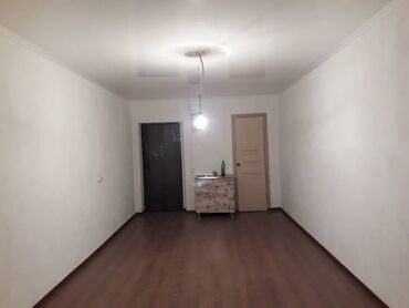 на ночь комната: Студия/комната с собственным санузлом. Планировка: - Прямоугольное