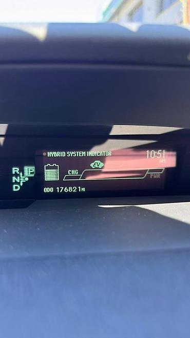 Toyota: Toyota Prius: 2013 г., Гибрид, Хэтчбэк — 8