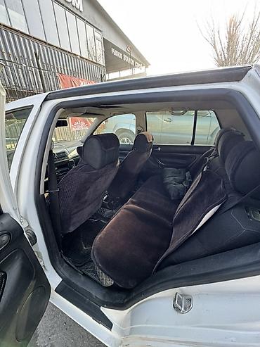 Volkswagen: Volkswagen Golf: 1999 г., 2.3 л, Механика, Бензин, Хэтчбэк — 7